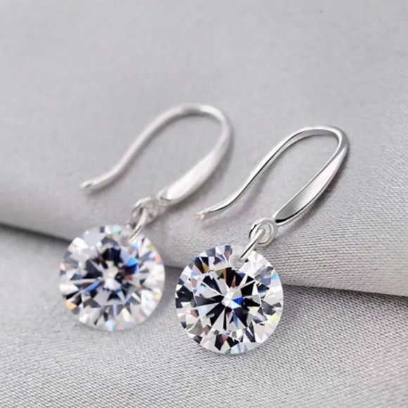Jewelry - Sterling Silver Drop Earrings With Round Crystal